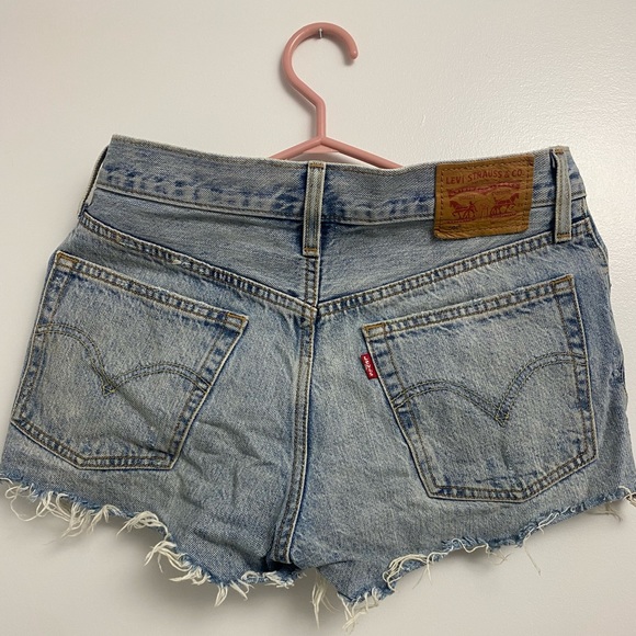 Levi’s Cut Off Shorts - Picture 2 of 2